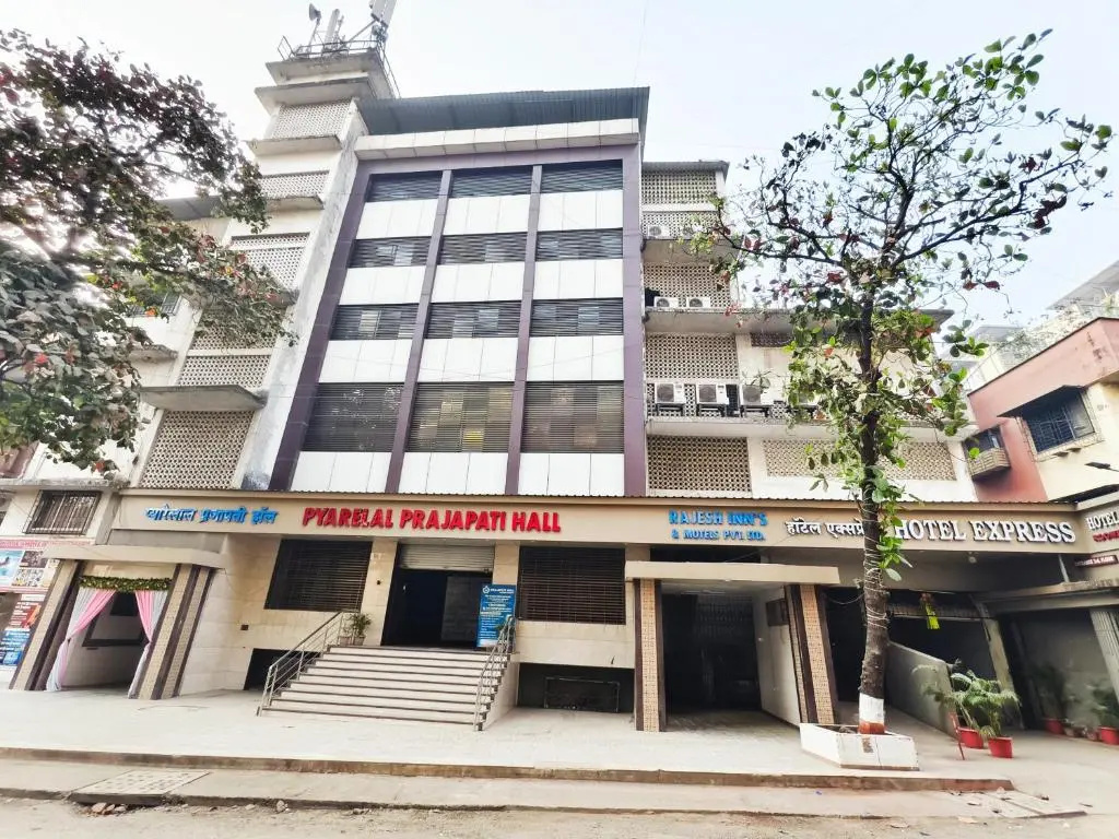 Hotel Express Airoli