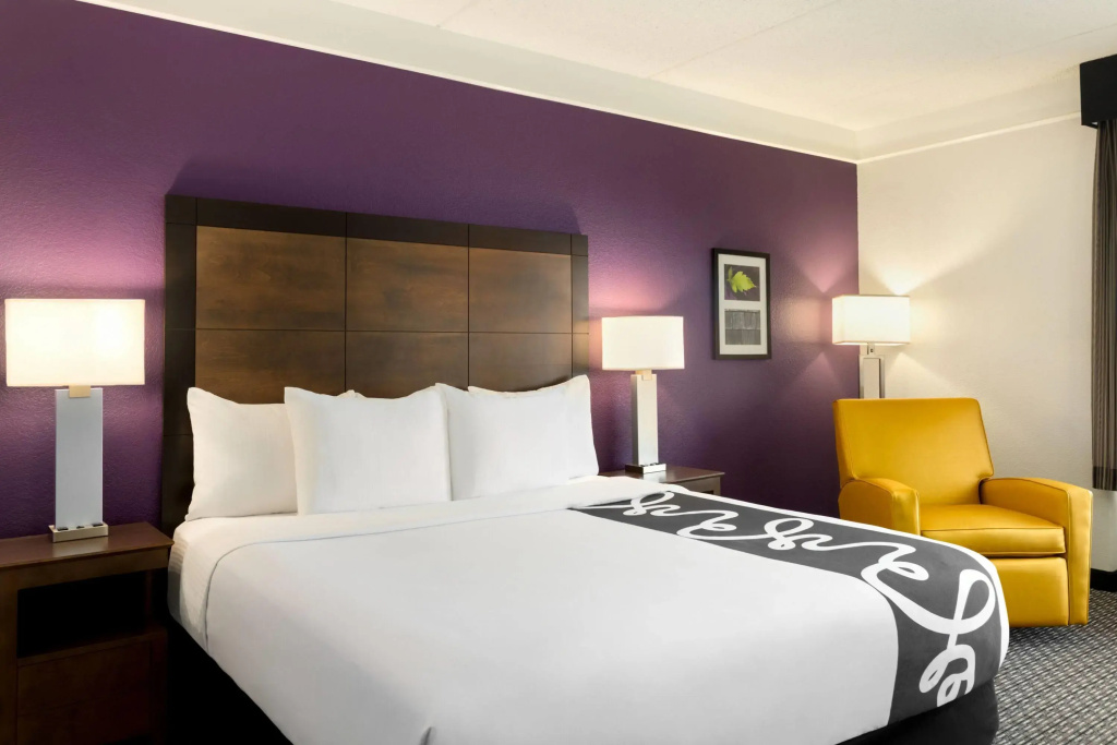 La Quinta Inn & Suites by Wyndham Arlington North 6 Flags Dr - Général