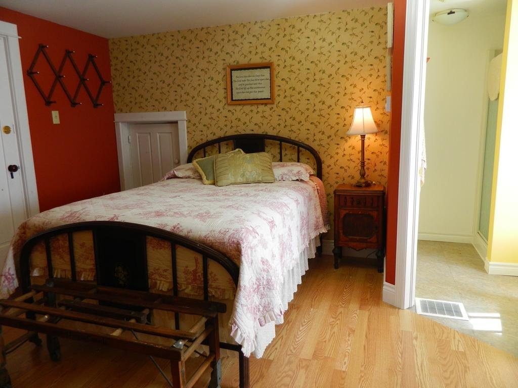 Broken Wheel B&B — 5