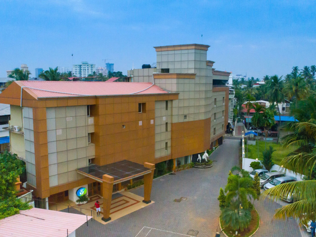 Hotel Vedanta Wake Up Ernakulam