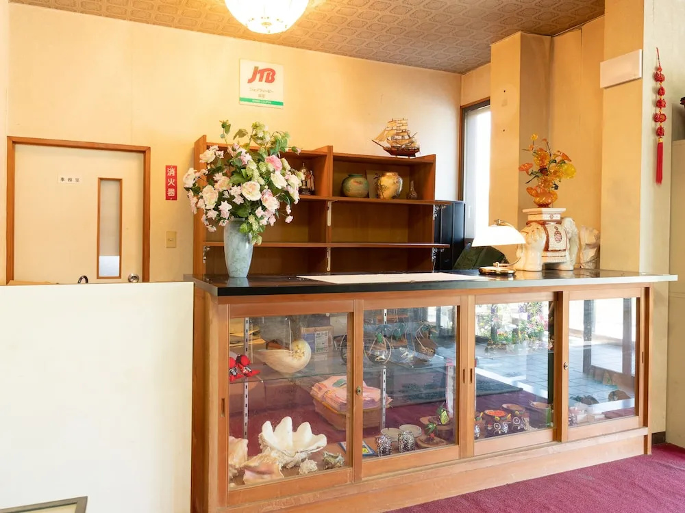 Lobby & Reception