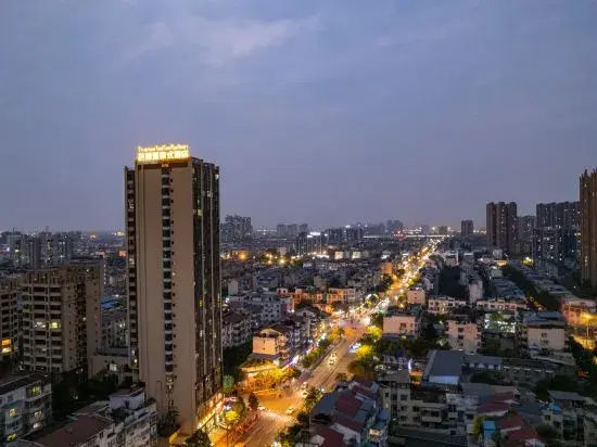 Art and Painting Pattaya Thai Hotel (Wanda Plaza)