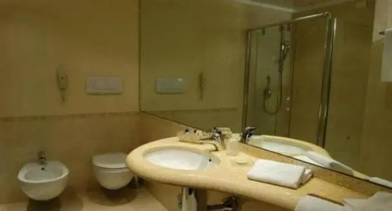 Nicotel Welness Pineto - Chambres