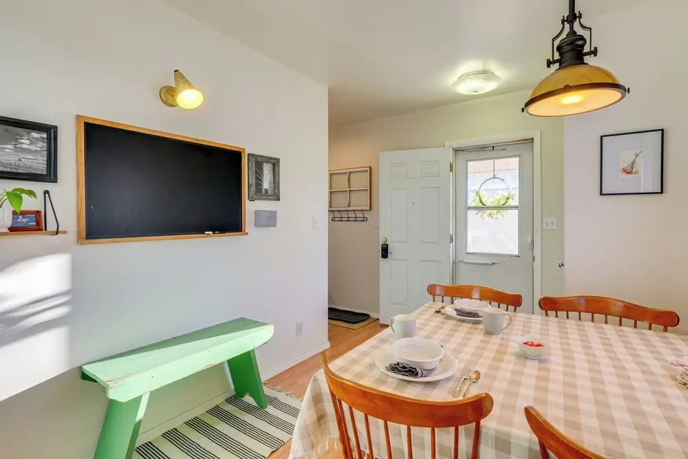 Patio, Grill & Outdoor Dining: Conrad Home! - фото 11