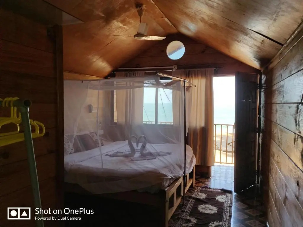 Standard room with balcony and with sea view