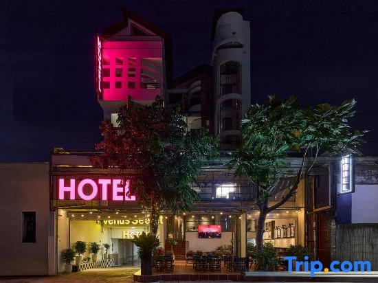 Venus Secret Hotel Aeon Bình Tân