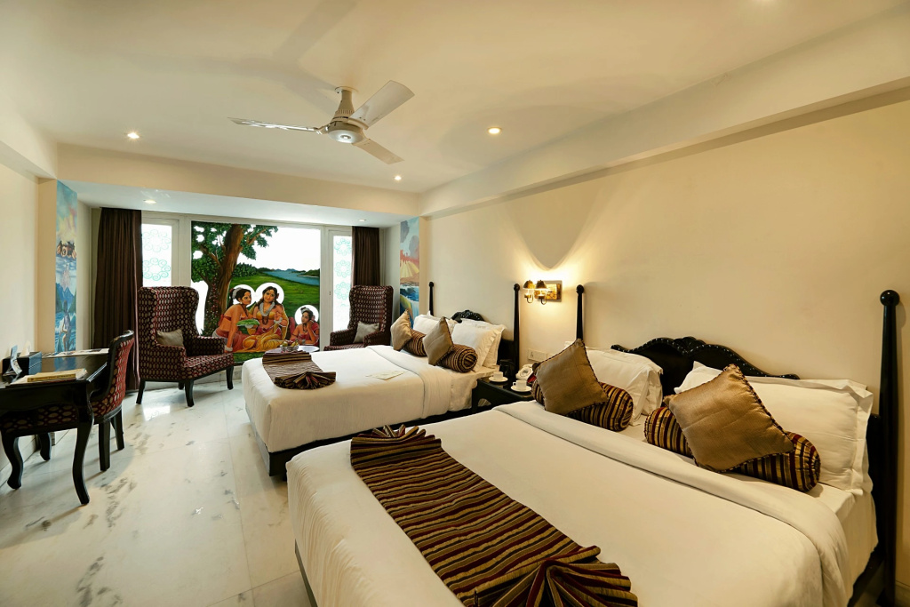 Deluxe Suite