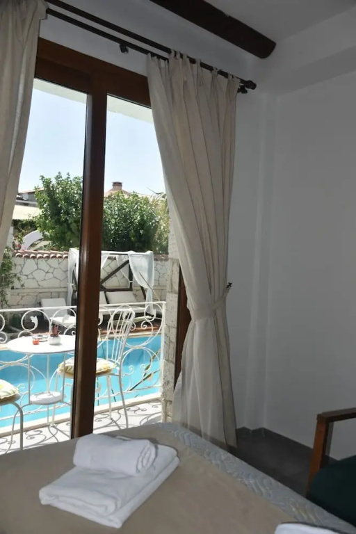 Deluxe room with balcony