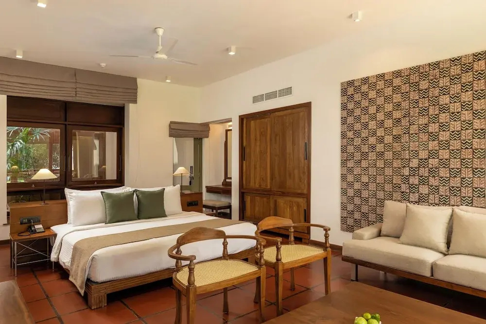 Luxury Double room (full double bed)