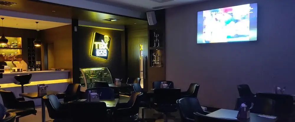 Food & Beverage