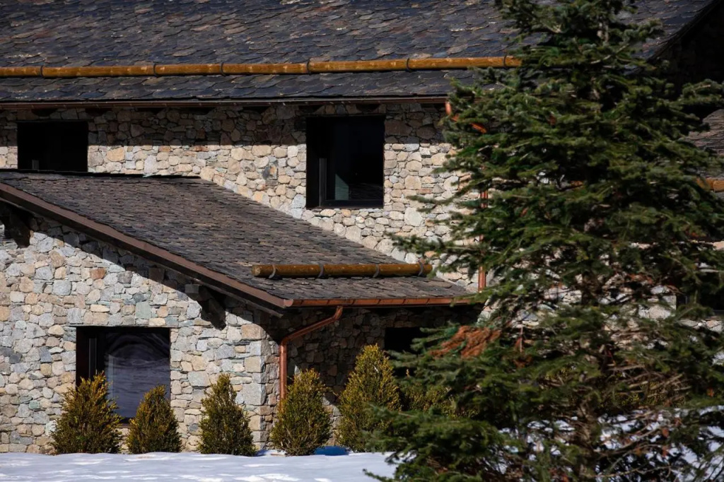 Les Pardines 1819 Mountain Suites & Spa