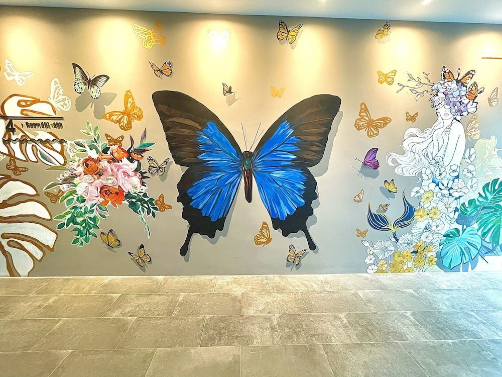 Lobby & Reception