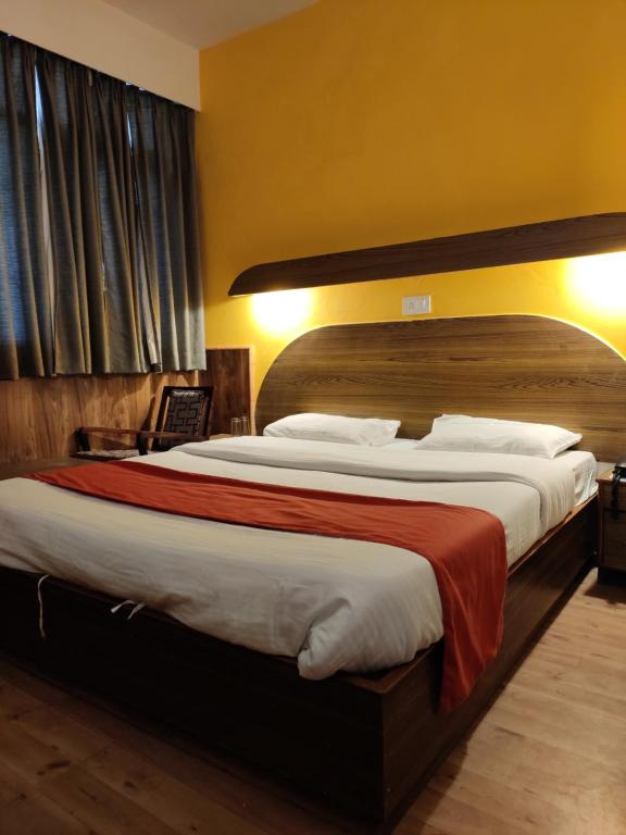 Economy room