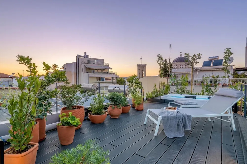 Your 4 Bdrm Dream House w Acropolis View Jacuzzi