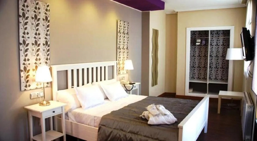 Hotel photo 11