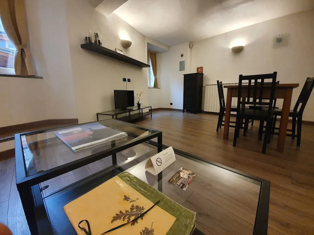 Deluxe Double Apartment (full double bed)