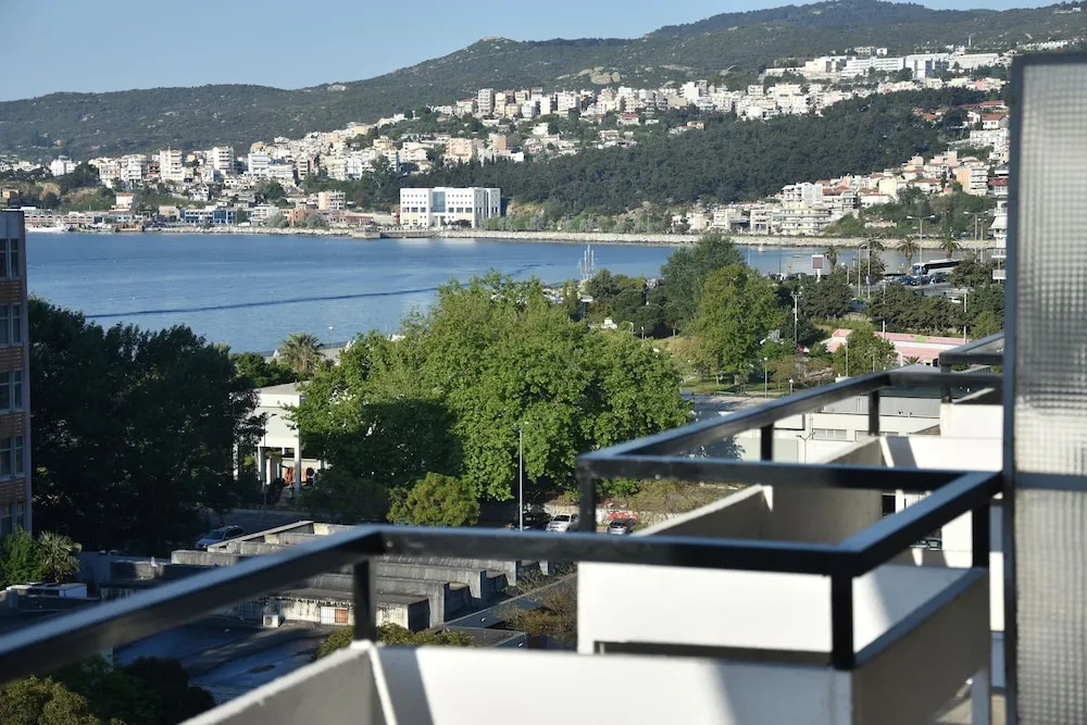 Superior Single room with balcony and with sea view