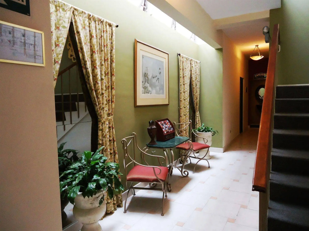 Hotel photo 12
