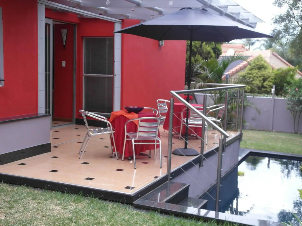 Redsquare Home
