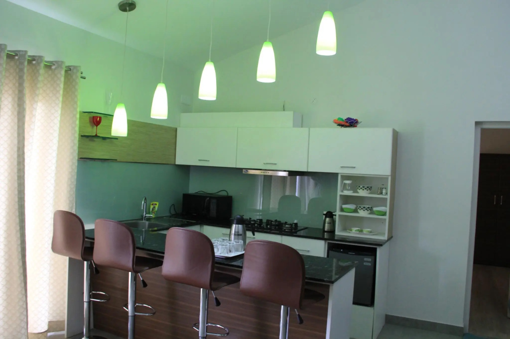 3 Bedrooms Apartment
