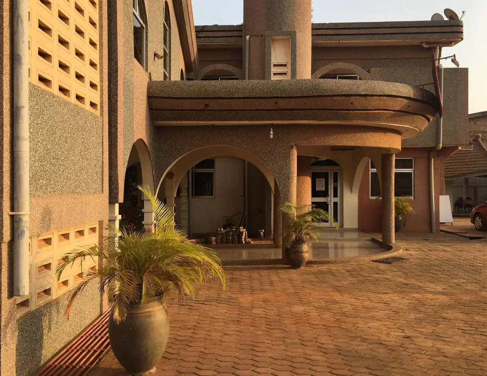 Crown Premier Hotel