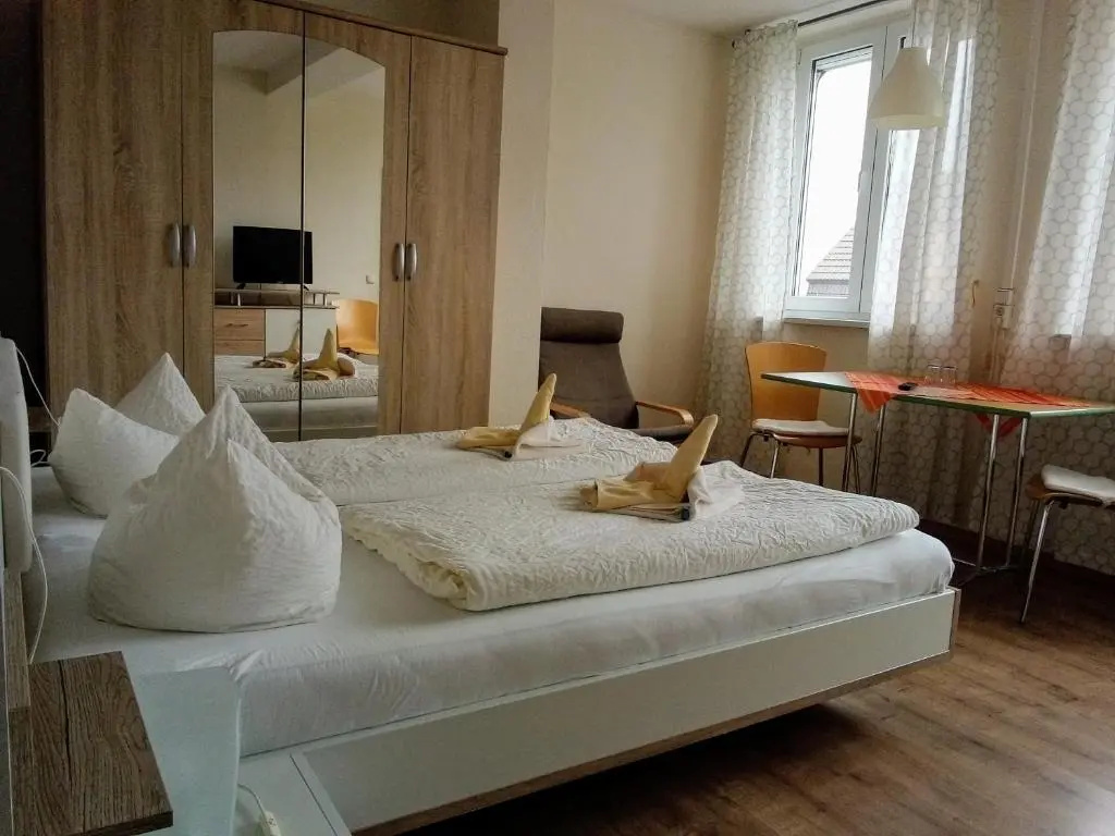 Standard Double room (full double bed)