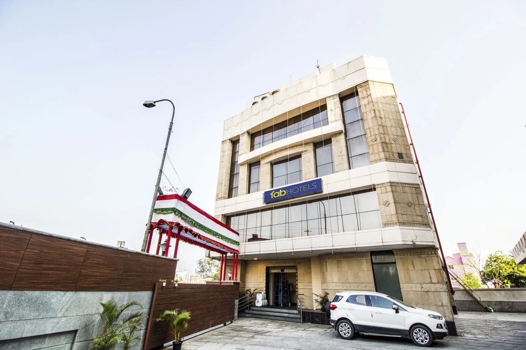 FabHotel K-Sqaure Koyambedu