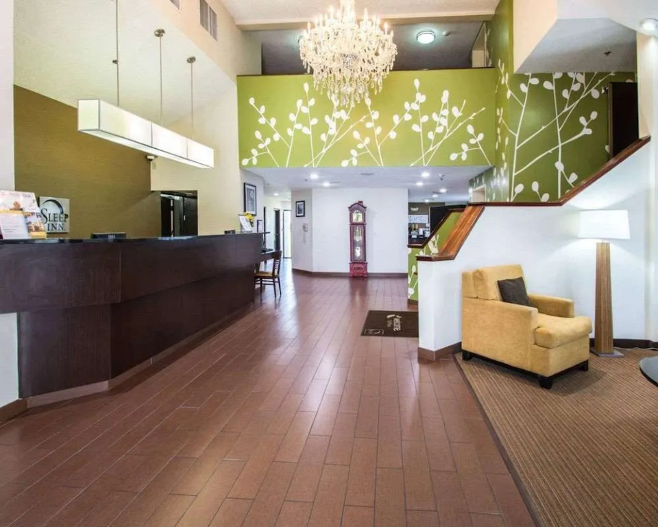 Sleep Inn Fort Pierce I-95 — 2