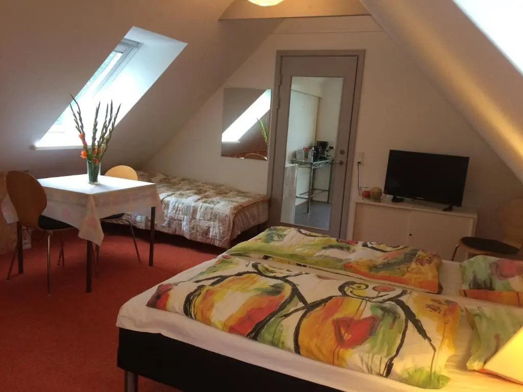 Hotel photo 1