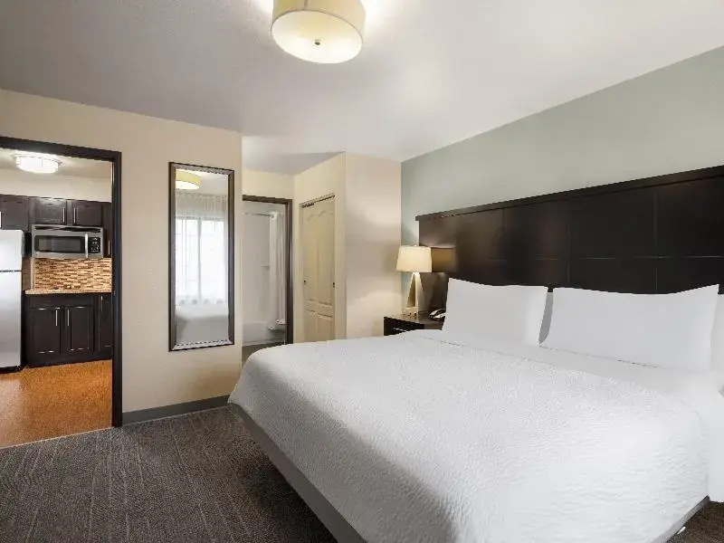 1 Bedroom Double Suite (full double bed)