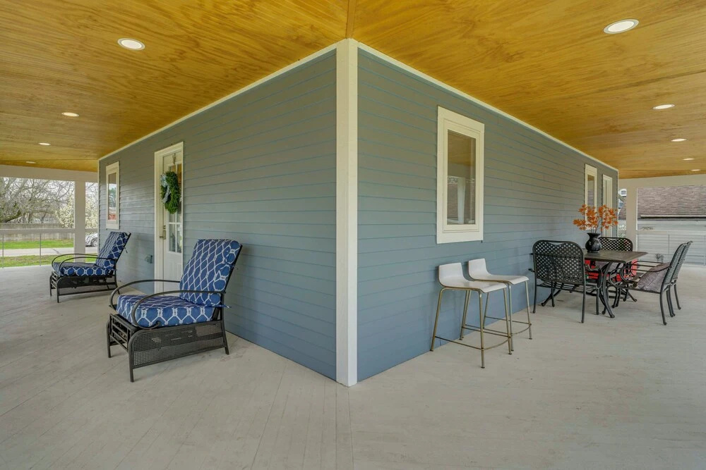< 1 Mi to Oakland University: Cozy Retreat w/ Yard