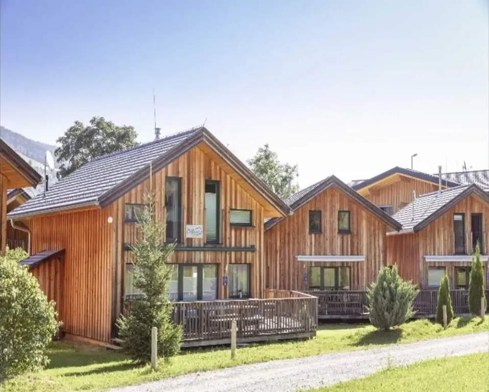 Attractive Chalet With Whirlpool
