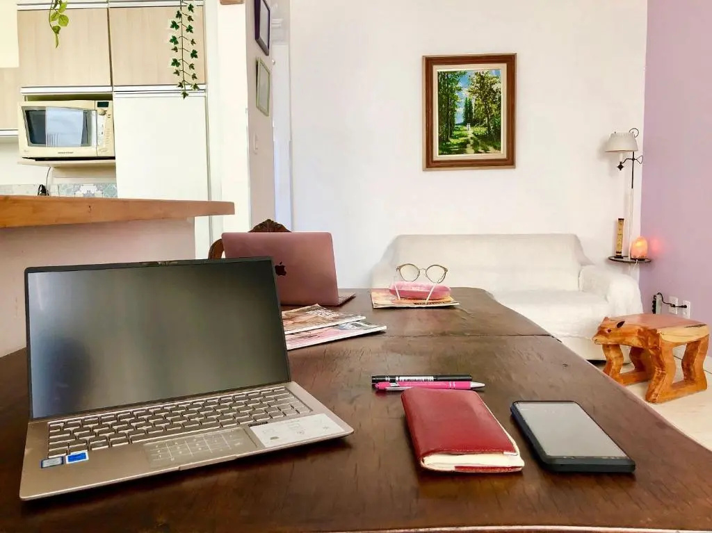 ImoWeMo - Maracanã Ap 52m². 2 Quartos com Garagem