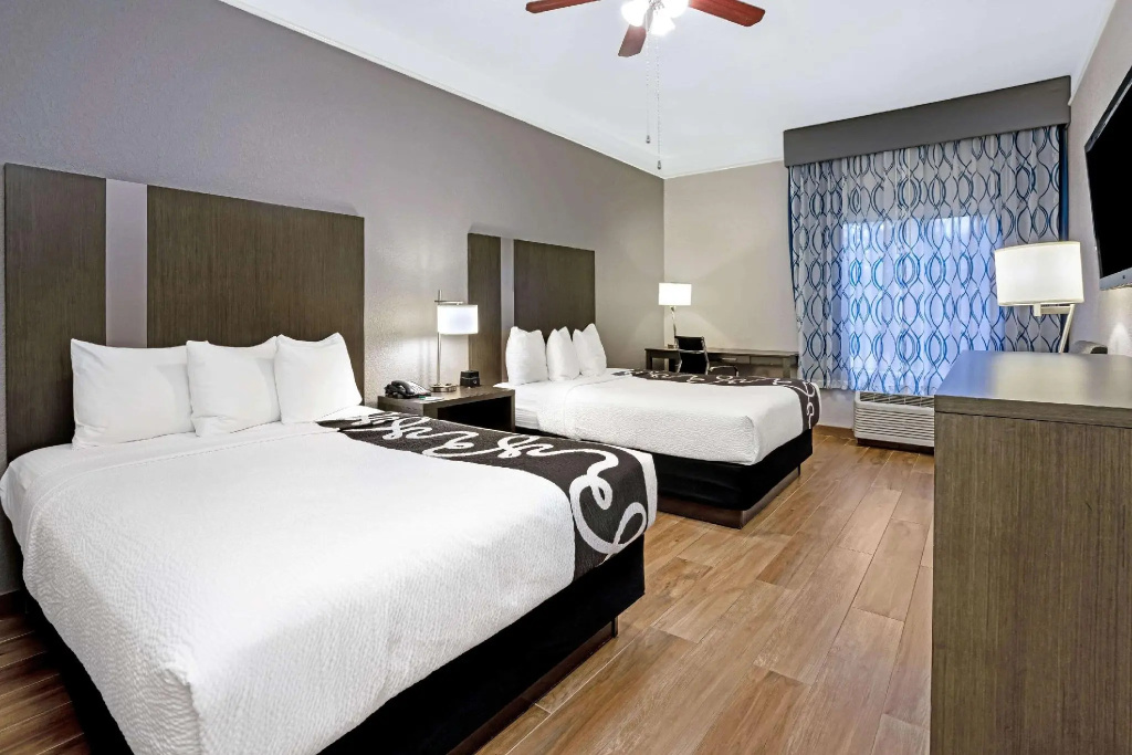 La Quinta Inn & Suites by Wyndham Conroe - Chambres