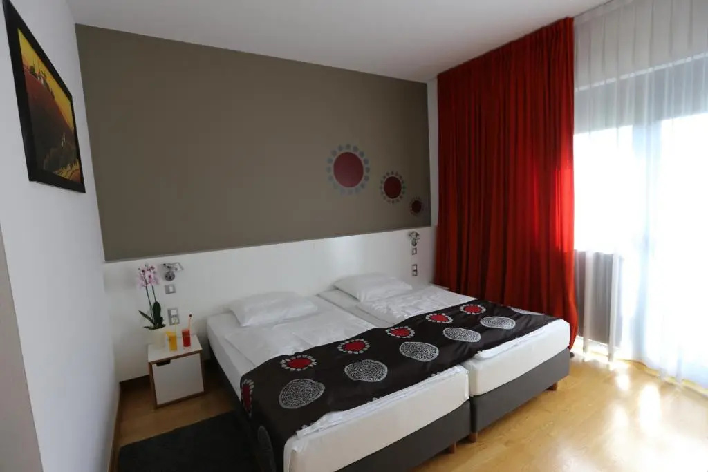 Standard Double room (full double bed)