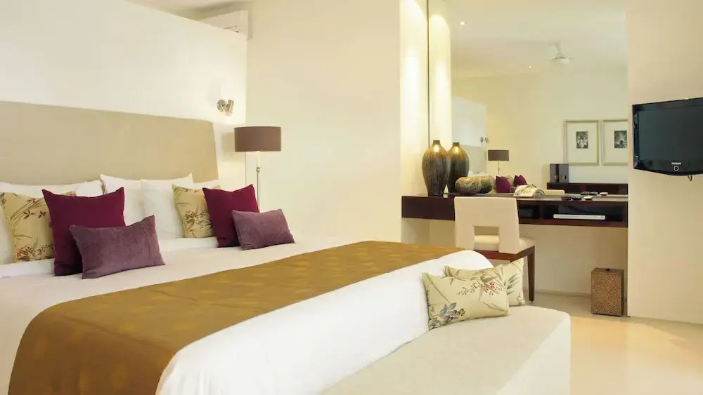 4 Bedrooms Villa with balcony