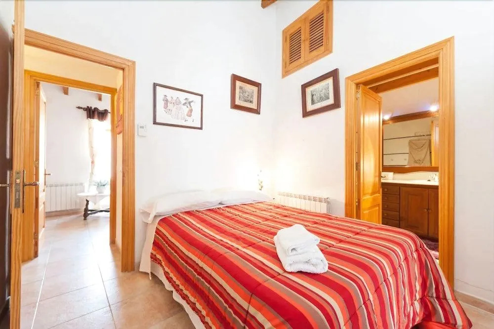 Ses Muralles Boutique House - Général