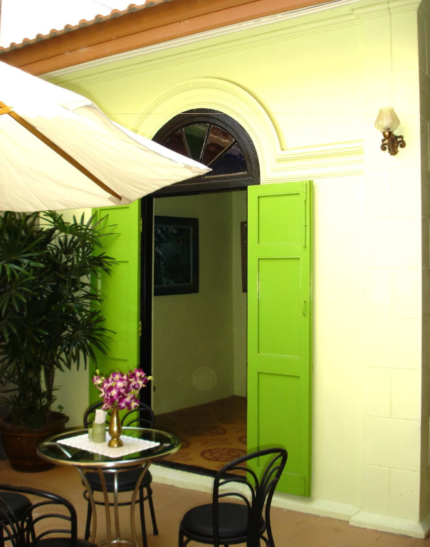 The Bang Khun Phrom Suites - Général