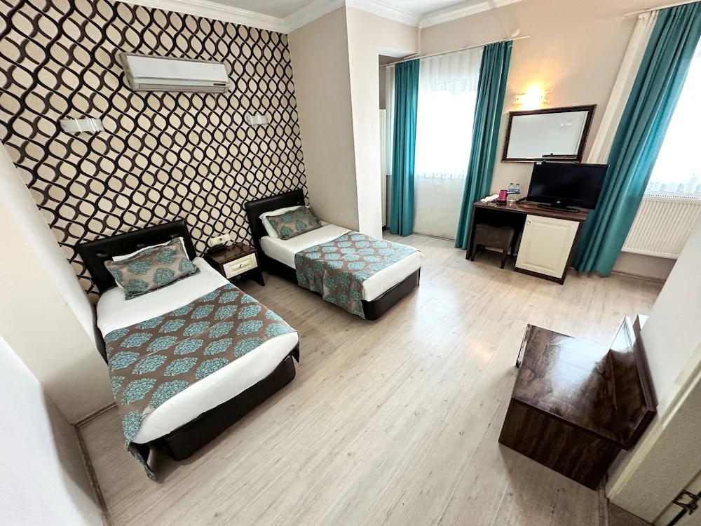 Standard Double room (twin beds)