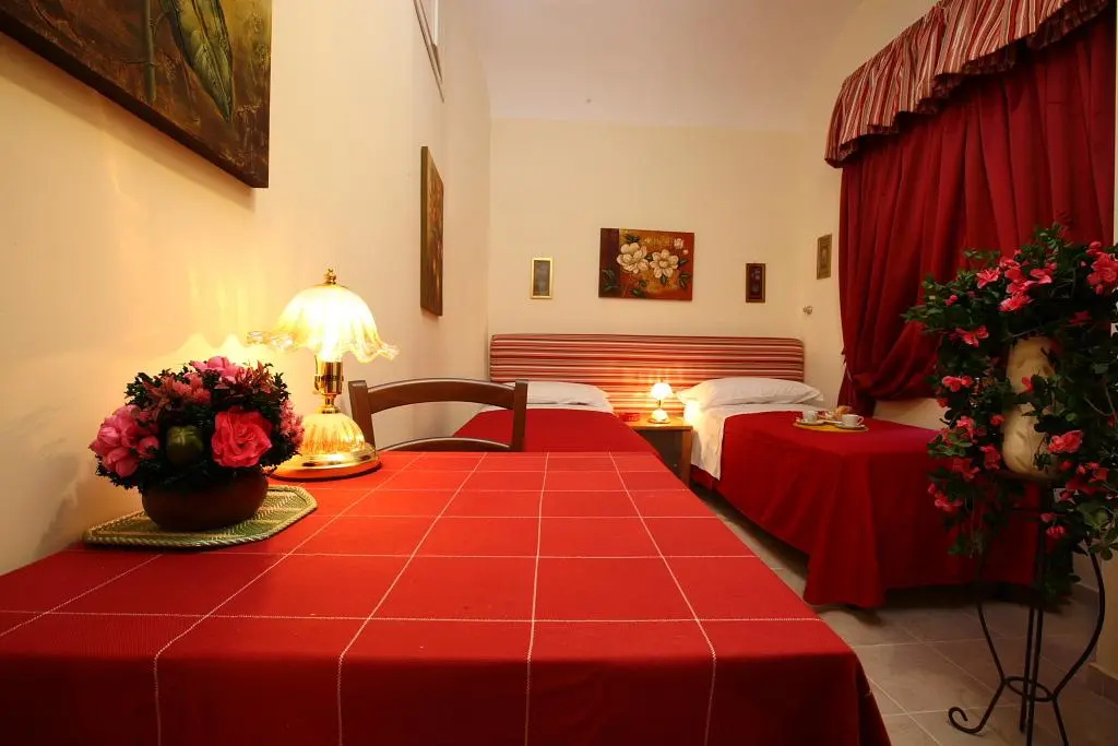 Economy room