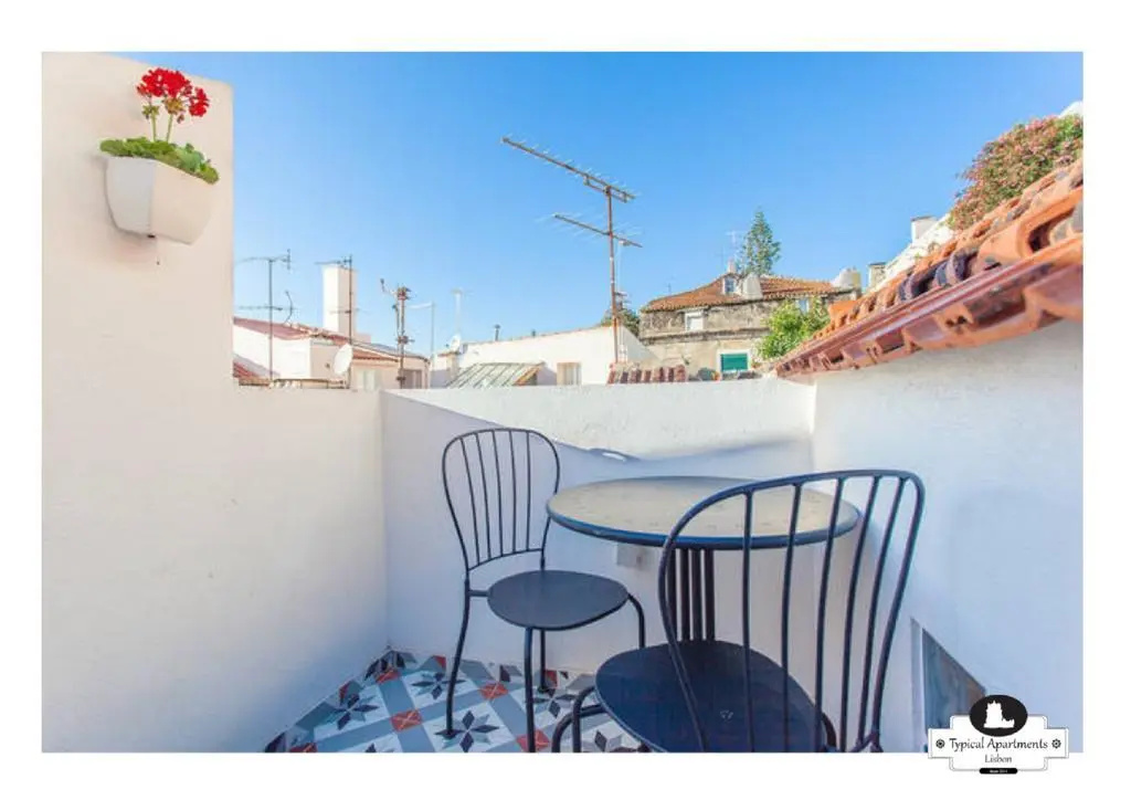 Beco das Flores, Typical Apartment