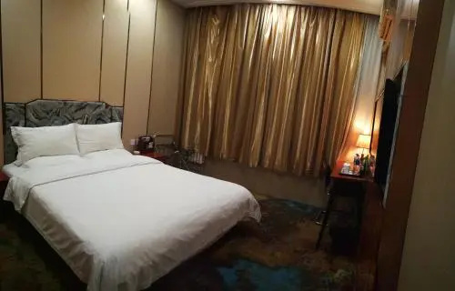 Biway East Garden Hotel - фото 2
