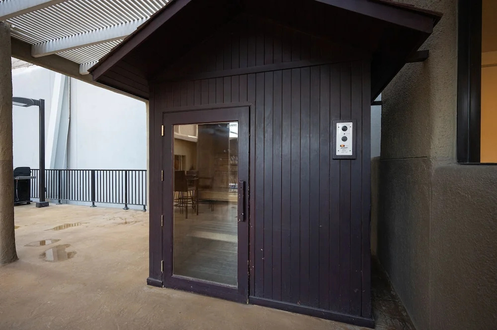 Jockey Club 2 bed 2 ba
