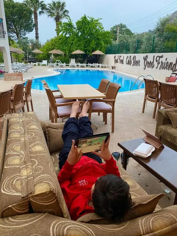 Leons Sun Village Apartments - фото 6