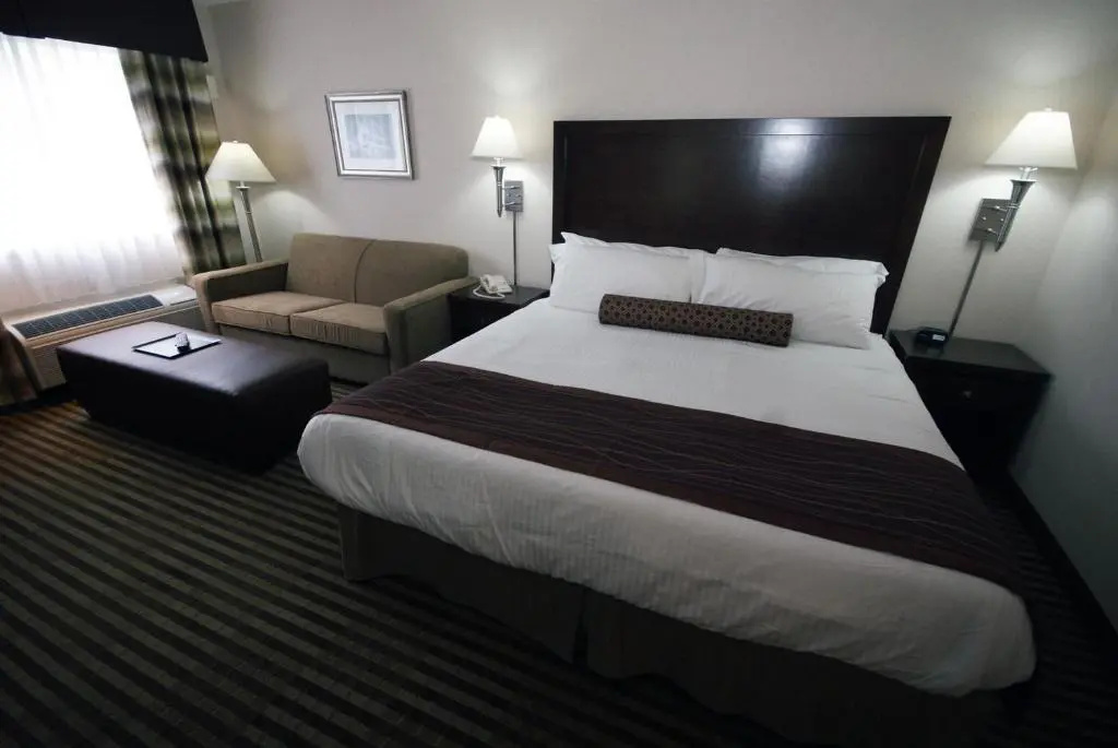 Executive Double room (full double bed)