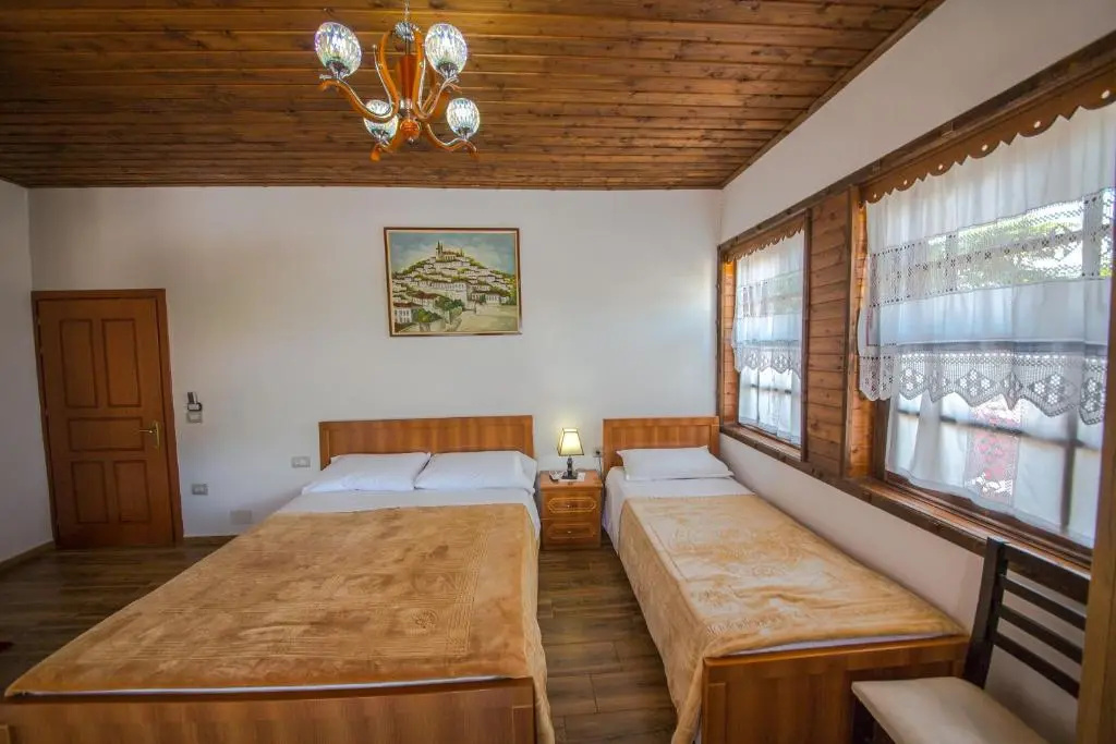 Hotel Kalaja - Chambres