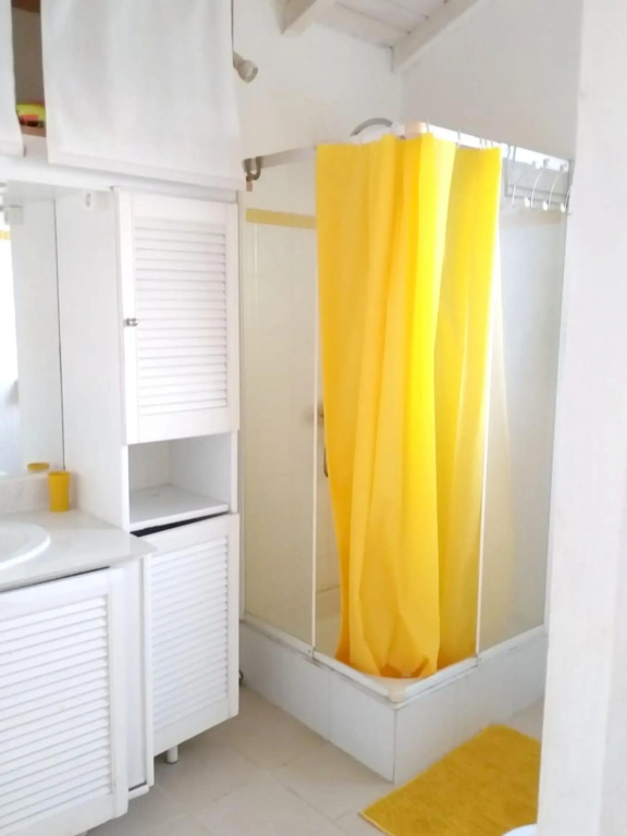 Afficher la photo 7 — Maison de 2 chambres avec jardin clos et wifi a Le Gosier a 3 km de la plage