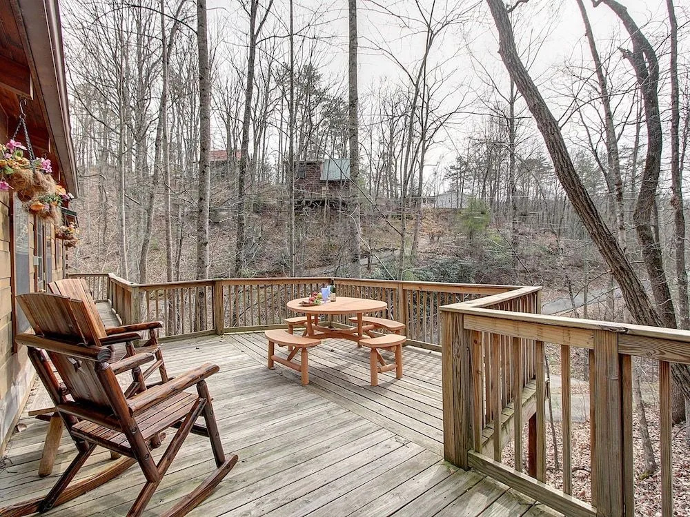 A Payton Place 1 Bedroom 1 Bathroom Cabin