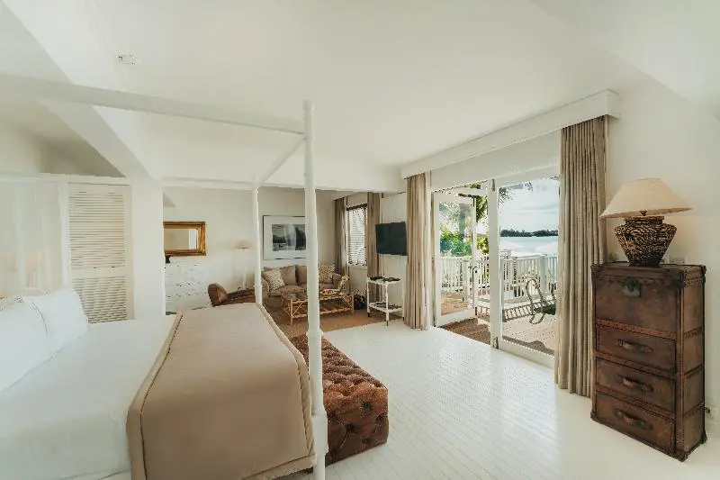 Deluxe Double Suite with balcony