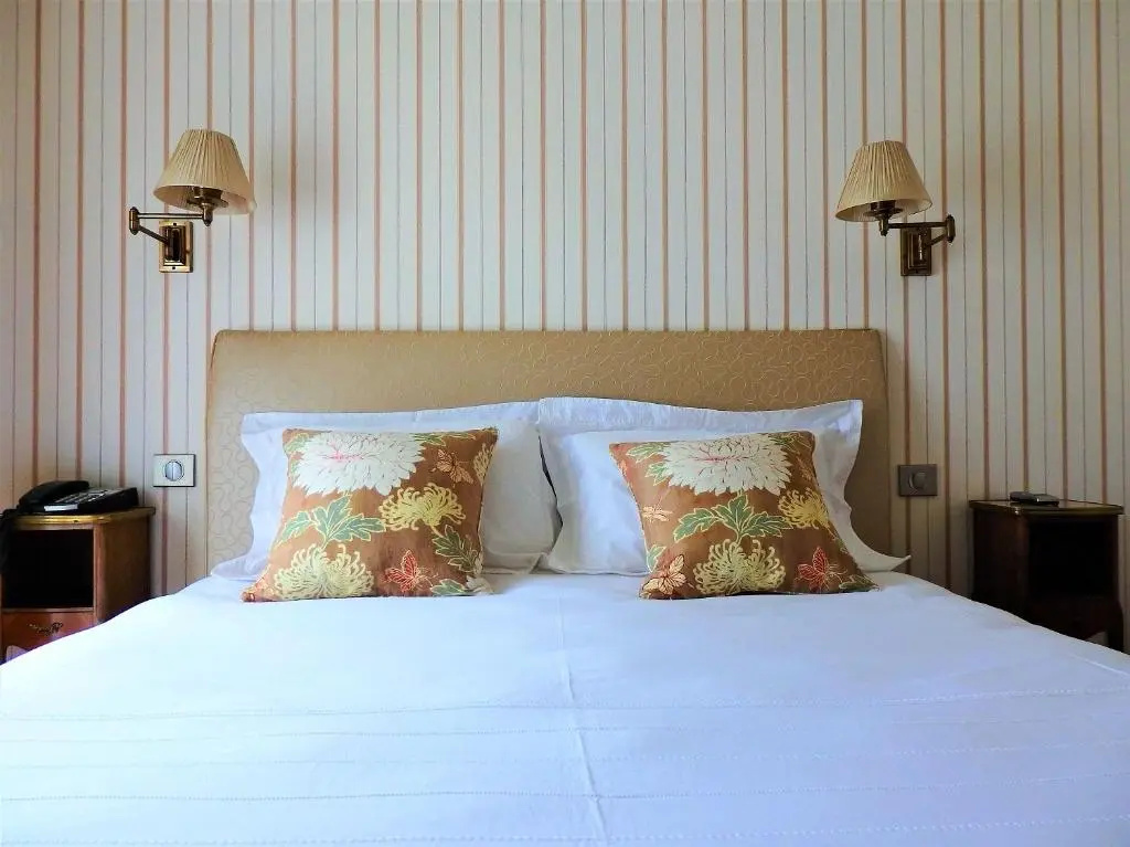 Hotel Restaurant Chartron - Chambres